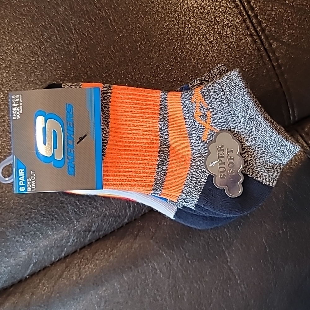 Boys skechers low cut socks